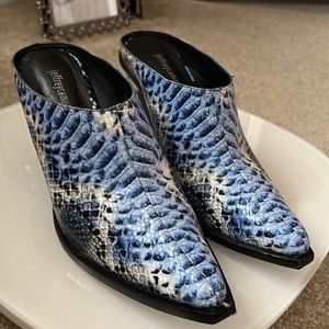 Awesome Jeffrey Campbell Snake print slip on heel.